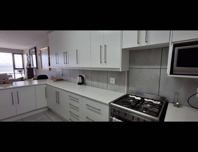 2 bed property to rent in STRAND